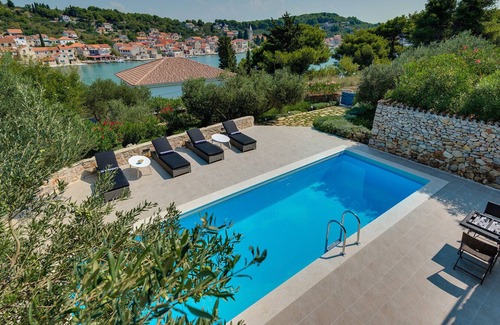 Prvic Luka Villa | Stone Villa Marceline, in Dalmatia,with a Pool