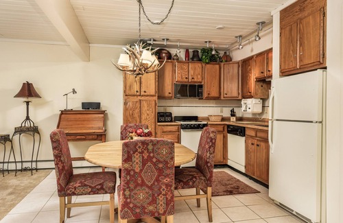 Snowmass Village Condo | Stonebridge Condos Unit 710 1 Bdrm 1 Bath Slopeside