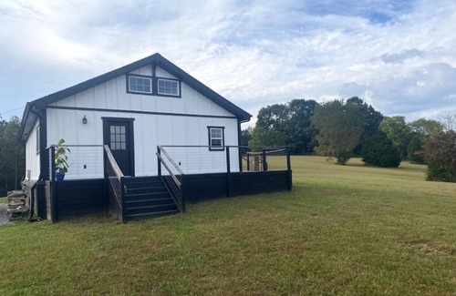 Bon Aqua Cabin | Stonebrook Hollow Cabin