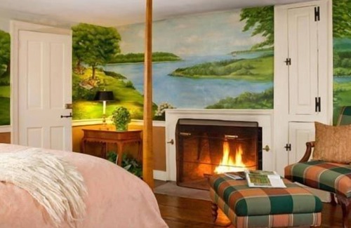 Ledyard Bed & Breakfast | Stonecroft Country Inn