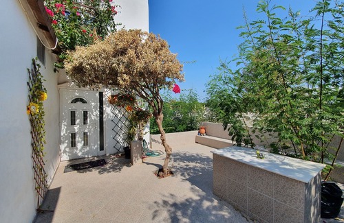 Faliraki Apartment | Stonegarden Studios is located on the beautiful coast of Faliraki Rhodes