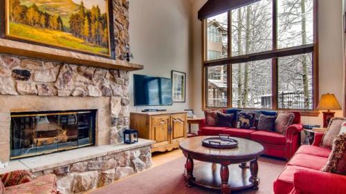 Highlands Townhomes Apartment | Stonegate Townhome 03 by East West Hospitality