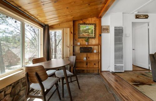 Big Bear Lake House | StoneHauz was built in 1926! It's a REAL CABIN!