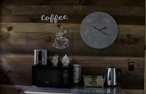 Rice Lake Cottage | Stonehaven Cottages - "The Turtle Cottage"