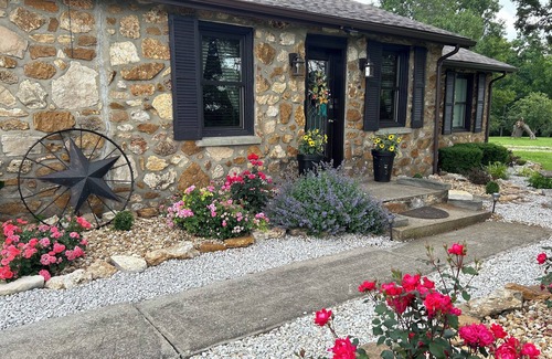 Lake Forest Estates House | Stonehaven Ranch LLC, Memories set in stone