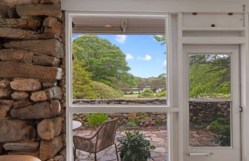 Phippsburg Bed & Breakfast | Stonehouse Manor -Popham Beach B&B - Pond Island Room