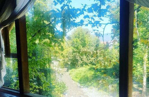Masukiye House | Stonehouse Surrounded by Nature in Masukiye