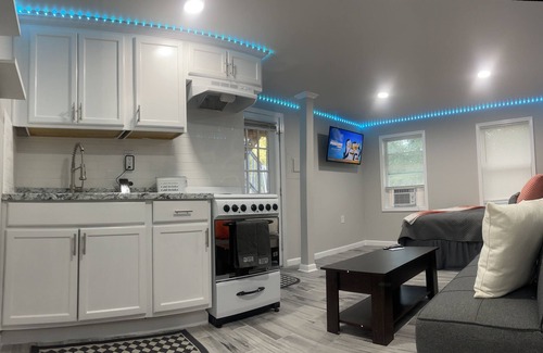 Stone Mountain Apartment | Stonemountain City Apartment With Private Entrance