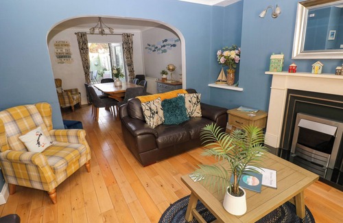 Tenby Cottage | STONES THROW, pet friendly, country holiday cottage in Tenby