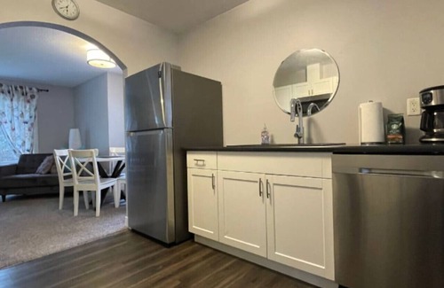Clearwater Condo | Stoneshire Basalt Suite