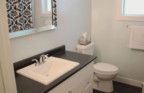 Clearwater Condo | Stoneshire Basalt Suite