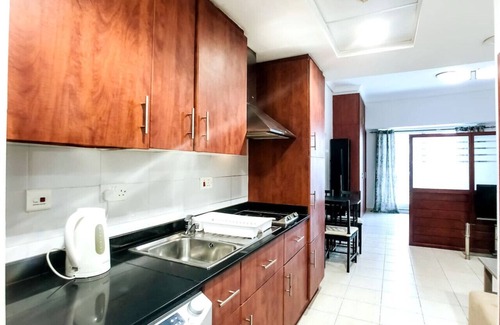 Jumeirah Lake Towers Apartment | StoneTree - Lake Terrace Studio - Near Metro