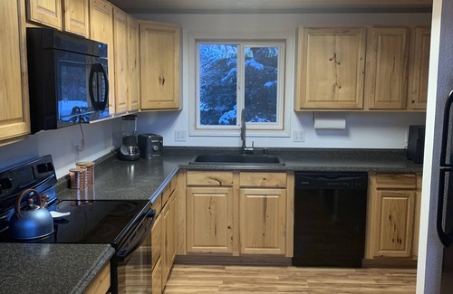 Bear Creek House | Stoney Creek Lodge
