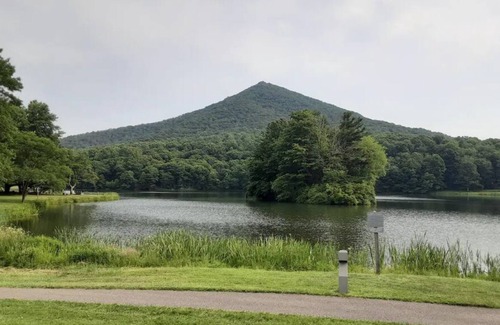 Peaks House | Stoney Creek Private Streamside Camper Site A