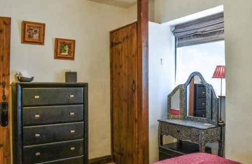 Worton House | Stoney End Cottage