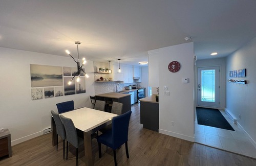 Stoneham Condo | Stonham Condo with Hot Tub! Perfect for hiking, golf or mountain biking.