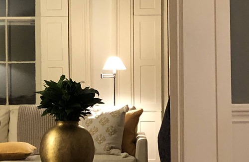 Stonington House | Stonington Borough Mansion High End
