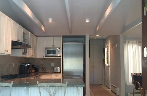 Stonington House | Stonington Cottage in the BORO-close to downtown Mystic, CT and Watch Hill, RI