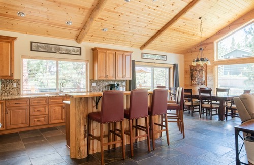 Eagle Mountain Estates House | Stony Bear Lodge. Amazing New Rental. Great location. Air Conditioning. Hot Tub and More.