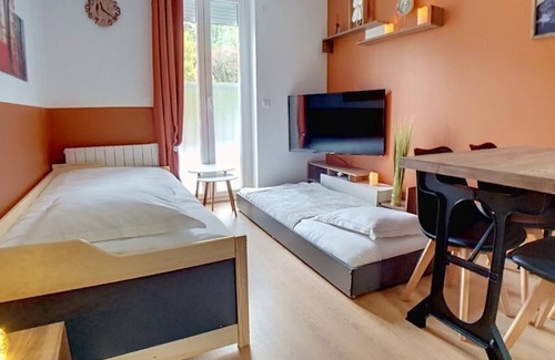 Saint-Fons Apartment | Stop at M Select Saga