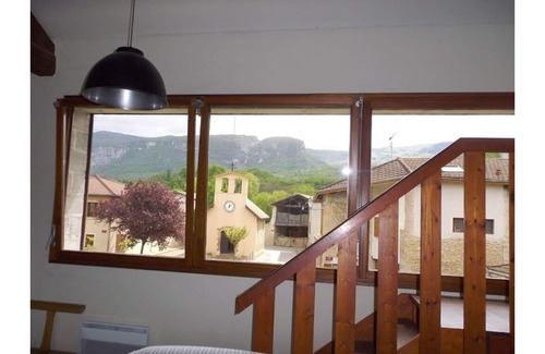 Beauvoir-en-Royans House | Stopover gîte for groups of 8 people - sportsmen, hikers, families