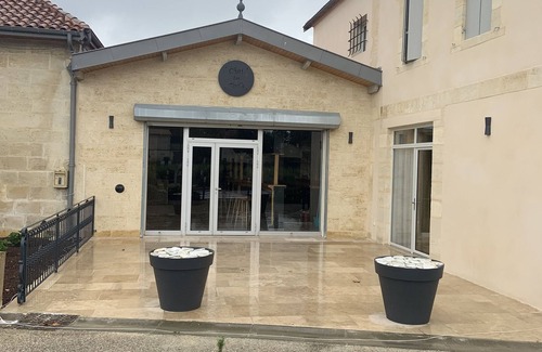 Saint-Pey-d'Armens House | Stopover gîte at the foot of St EMILION