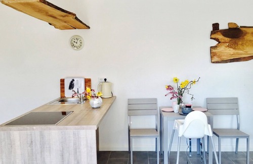 Huede Apartment | Storchennest 1 - Eine Schöne Wohnung mit Balkon