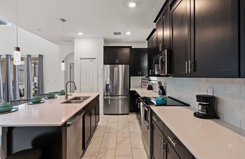 Kissimmee House | Storey Lake Resort 5 Bedroom Private Pool Home