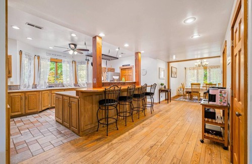 Gnaw Bone House | Story Time Retreat in Brown County