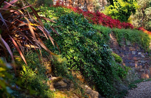 Daylesford House | Storybook Cottage-surrounded by expansive gardens