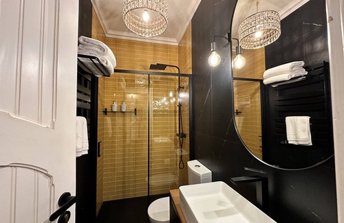 Sao Martinho do Porto Hotel | Storytellers Palace