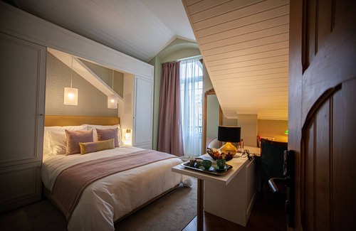 Sao Martinho do Porto Hotel | Storytellers Palace