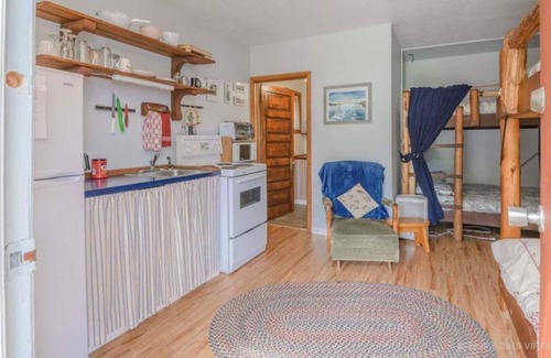 Bamfield Apartment | Stowaway Studio - 8 Acre Waterfront Estate w/Dock