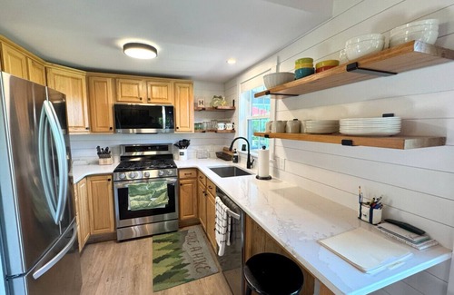 Wilmington House | Stowe Hill Cottage. Min's to Lake and Mt Snow