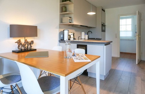 Sylt Apartment | Strand 20 App. 2 - Zentral Gelegene Ferienwohnung, nur 200 Meter vom Wenningstedter Hauptstrand