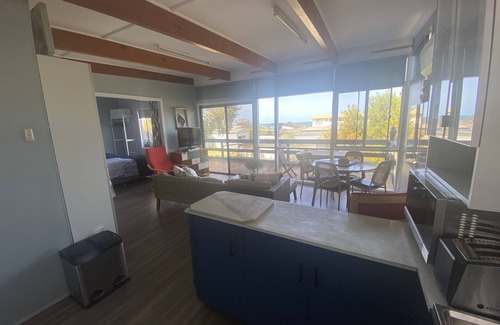 Muloowurtie House | Straight to the Point - Sea views from balcony, dog friendly!