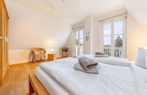 Glowe House | Strandgut Reethus Comfortable holiday residence