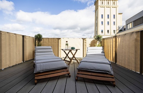 Sonnenberg Apartment | Strandloft Inkl. Tiefgaragenstellplatz und Balkon, Zentrumsnah