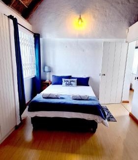 Struisbaai House | Strandloper Cottage