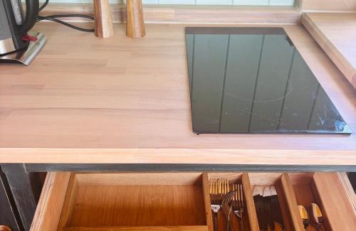 Snitterfield Cabin | Stratford Bespoke Shepherd Hut