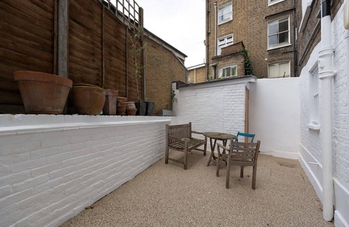 Kensington Apartment | Stratford Road | Pro-Managed