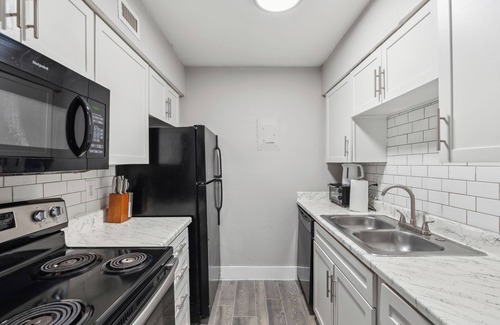 South Arlington Apartment | Stratton 205 I Spacious 1 Bed 1 Bath
