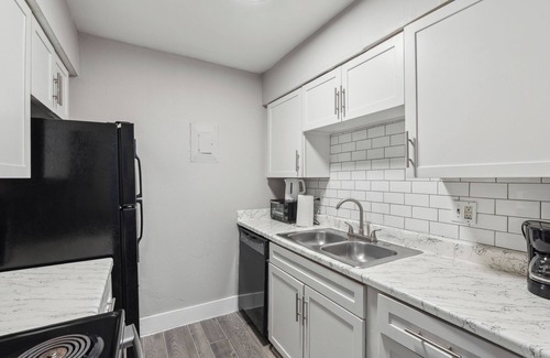 South Arlington Apartment | Stratton 205 I Spacious 1 Bed 1 Bath