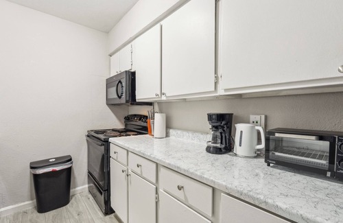 South Arlington Apartment | Stratton 2526E I Comfy 2 Bed 2 Bath