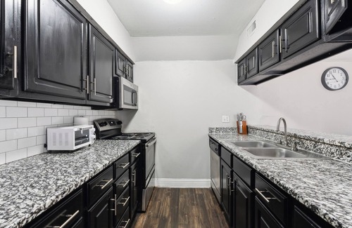 South Arlington Apartment | Stratton 309-G I Spacious 2 Bed 1.5 Bath