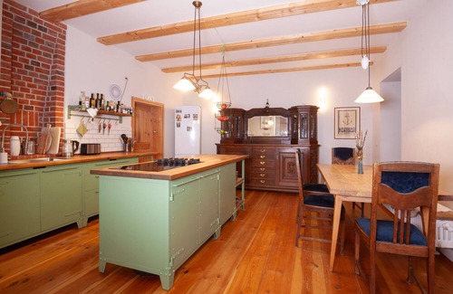 Strausberg Apartment | Straushaus - Wellness hideaway directly on Straussee with sauna, pedal boat & fireplace
