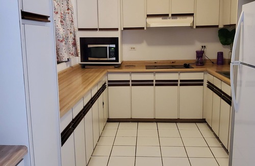 Herreras House | Strawberry Beach apartment