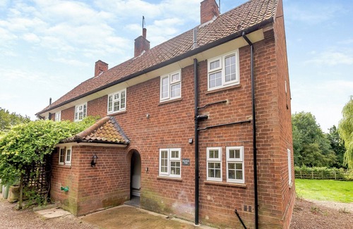 Halam Cottage | Strawberry Field - UK45169