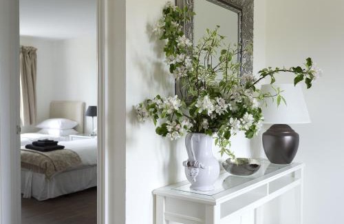 East Norton House | Strawberry Lodge