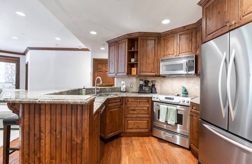 Beaver Creek Condo | Strawberry Park On The Slopes In Beaver Creek Ski-In/Ski-Out